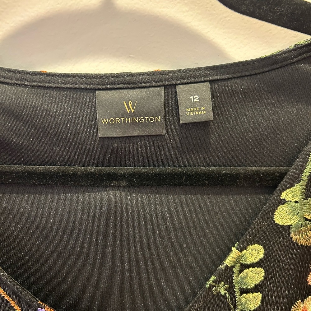 Worthington Floral Embroidered Mesh Overlay Mini Dress Black Sheer Sleeve Sz 12 - Picture 4 of 7